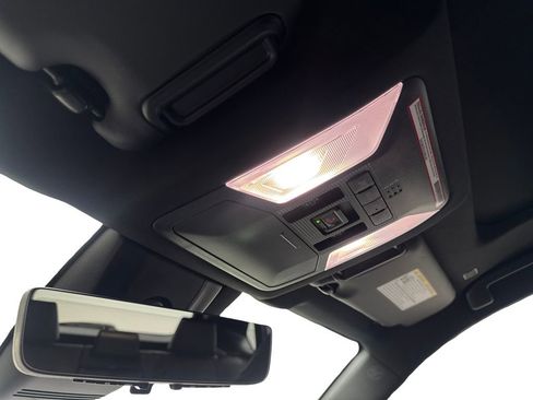 Used 2023 Toyota RAV4 XSE AWD/4WD image 74
