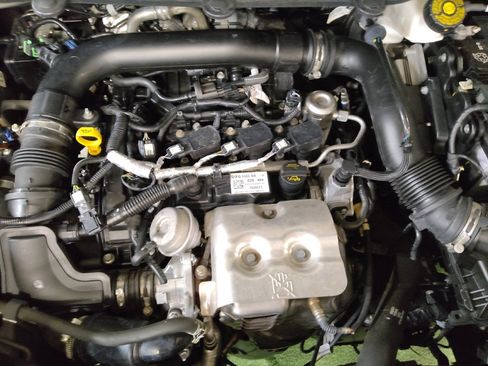 Used 2018 Ford EcoSport S FWD image 30