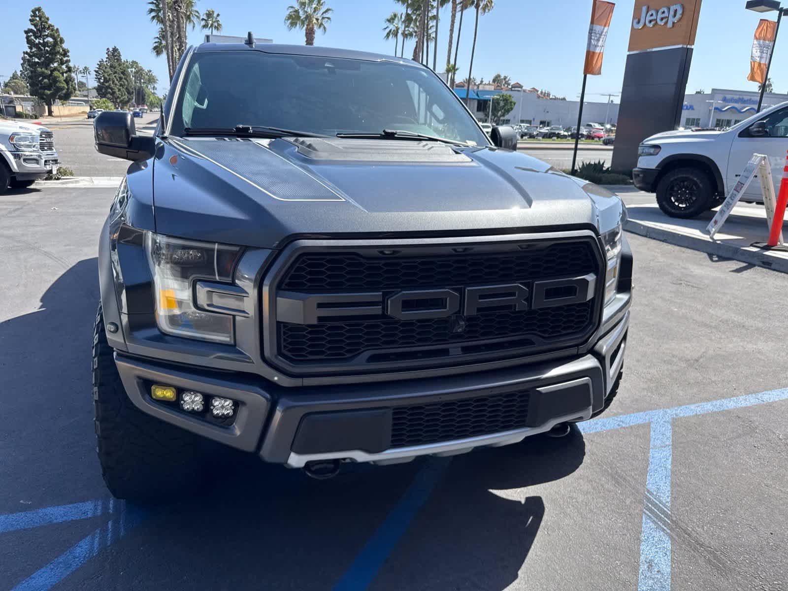 Used 2020 Ford F150 Raptor w/ Equipment Group 802A Luxury AWD/4WD image 6