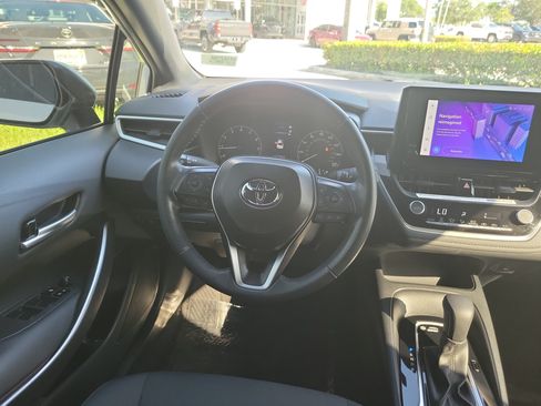 Certified 2024 Toyota Corolla SE FWD image 17
