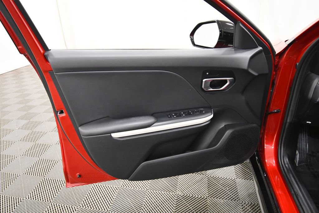 Certified 2025 Kia K4 GT-Line w/ GT-Line Sunroof Package FWD image 10