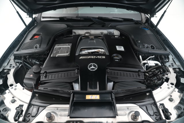 Used 2018 Mercedes-Benz E 63 AMG S image 4