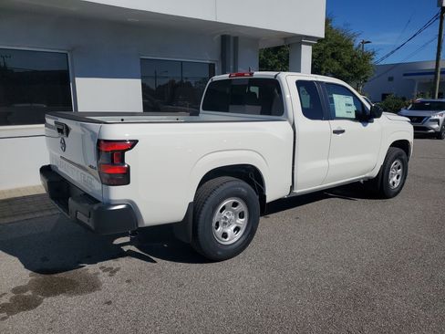 New 2026 Nissan Frontier S image 3