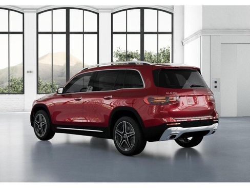 New 2026 Mercedes-Benz GLB 250 4MATIC image 28