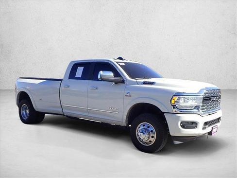Used 2022 RAM 3500 Limited image 6