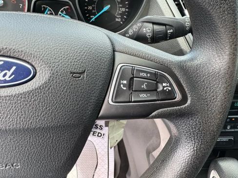 Used 2018 Ford Escape SE AWD/4WD image 17