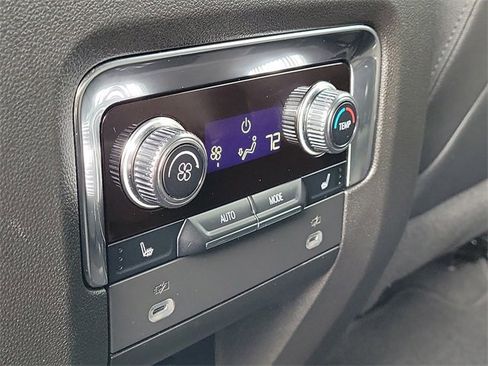 Used 2023 GMC Yukon AT4 image 15