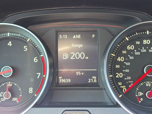 Used 2015 Volkswagen GTI S FWD image 15