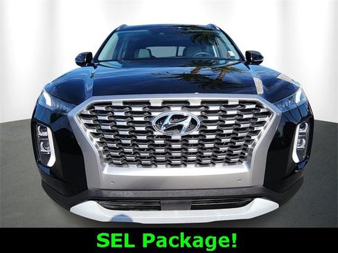 Used 2022 Hyundai Palisade SEL w/ Premium Package image 2