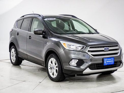 Used 2018 Ford Escape SE AWD/4WD image 12