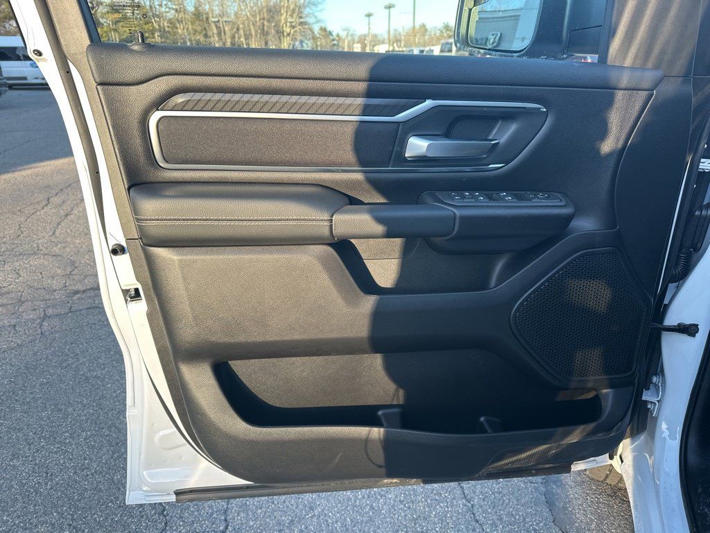 New 2026 RAM 1500 Big Horn AWD/4WD image 12