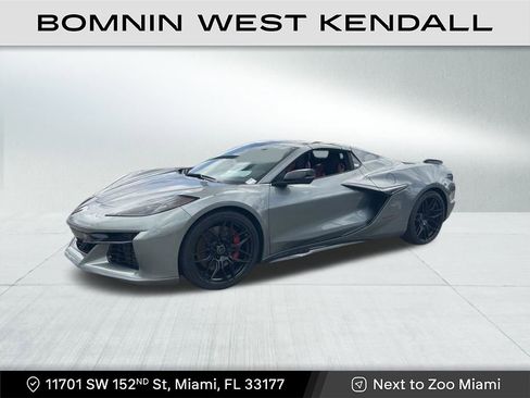 Used 2023 Chevrolet Corvette Z06 image 2