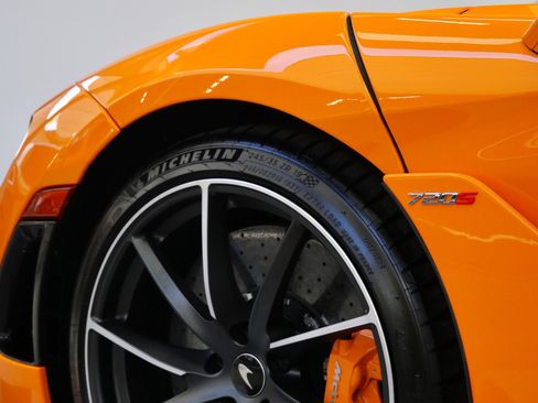 Used 2022 McLaren 720S Performance RWD image 49