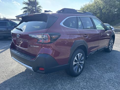 New 2025 Subaru Outback Limited image 3