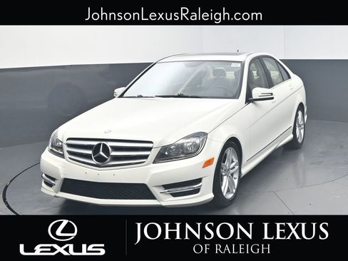 Used 2012 Mercedes-Benz C 300 4MATIC Sedan image 5