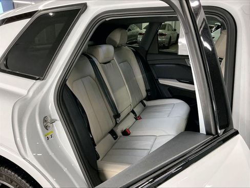 Certified 2023 Audi Q4 e-tron Premium Plus w/ Premium Plus AWD/4WD image 28