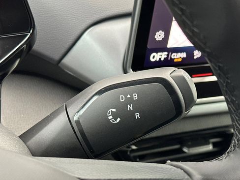 New 2026 Volkswagen ID.4 Pro AWD/4WD image 21