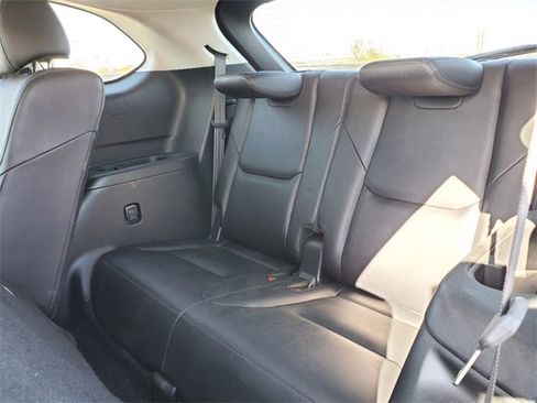 Used 2018 MAZDA CX-9 Touring image 29