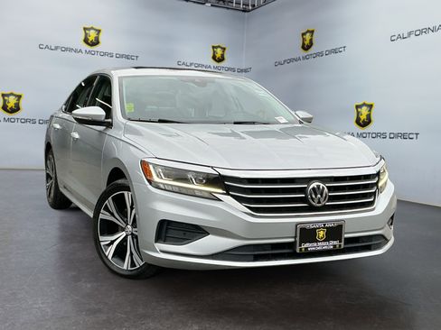 Used 2020 Volkswagen Passat 2.0T SEL image 3