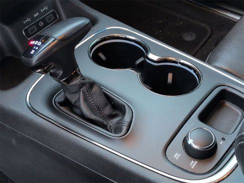 Used 2020 Dodge Durango R/T w/ Premium Interior Group image 16