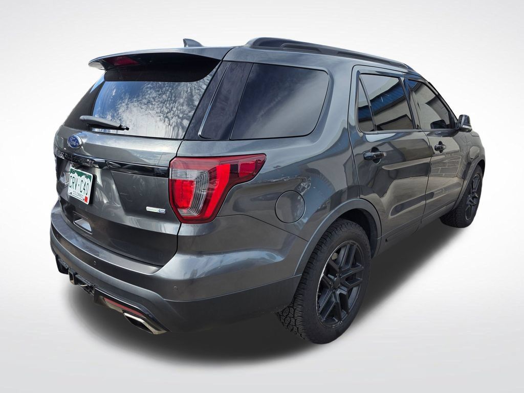Used 2016 Ford Explorer Sport w/ Equipment Group 401A AWD/4WD image 4