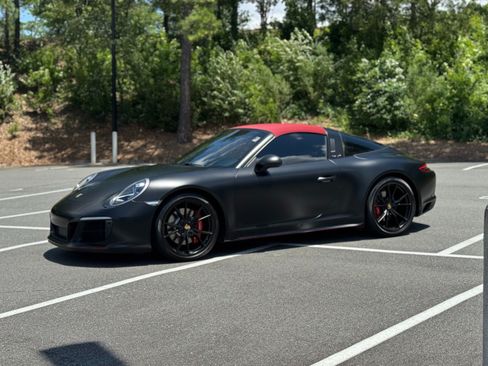 Used 2017 Porsche 911 Targa 4 GTS AWD/4WD image 5
