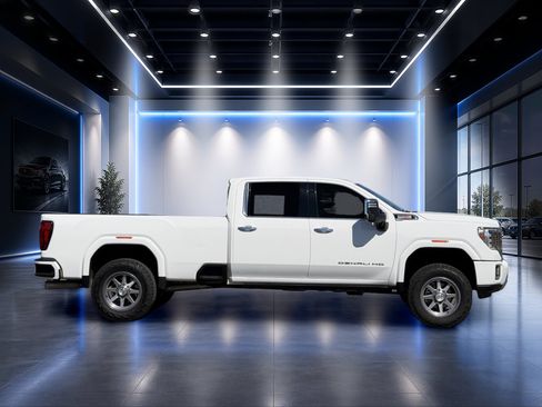 Used 2022 GMC Sierra 3500 Denali AWD/4WD image 3