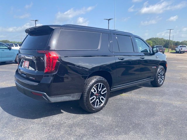 Used 2023 GMC Yukon XL AT4 AWD/4WD image 7