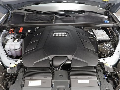 Used 2023 Audi Q7 3.0T Prestige image 25