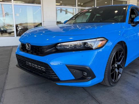 Used 2023 Honda Civic Sport Touring image 3