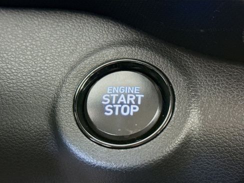 Used 2026 Hyundai Venue SEL image 21