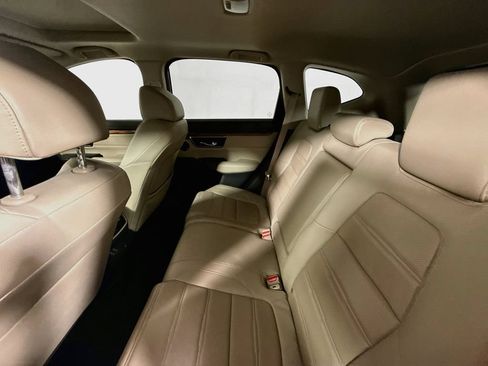 Used 2018 Honda CR-V Touring image 22