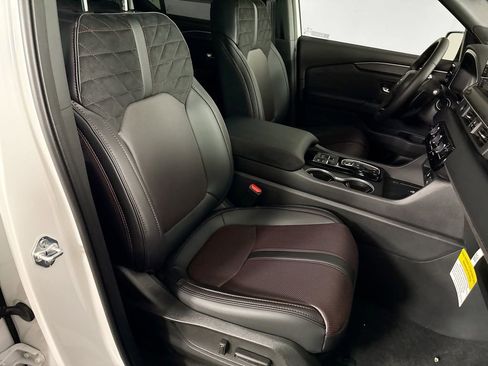 New 2026 Honda Pilot Black Edition image 49