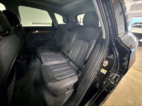 Used 2023 Audi Q5 2.0T Premium Plus w/ Premium Plus Package AWD/4WD image 27