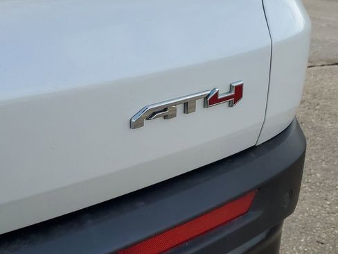 Certified 2024 GMC Acadia AT4 w/ Luxury Package AWD/4WD image 37