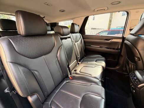 Used 2022 Hyundai Palisade SEL w/ 8P Bench Seat Package AWD/4WD image 23