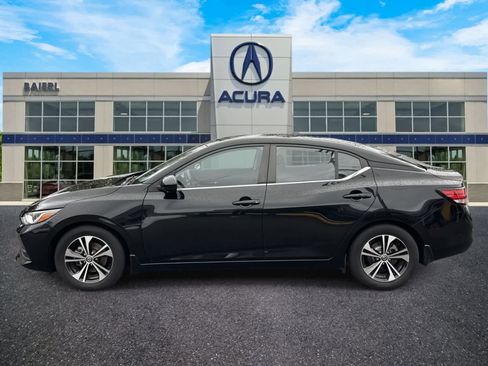 Used 2022 Nissan Sentra SV image 2