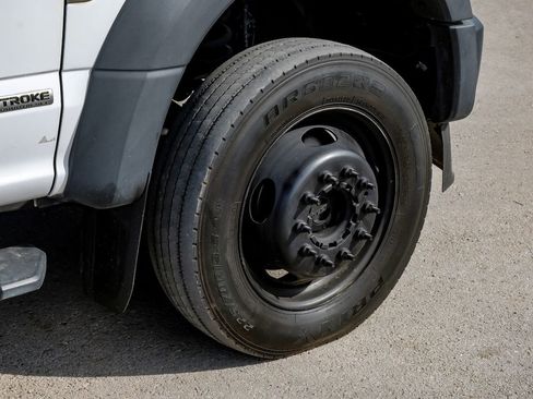 Used 2021 Ford F550 4x4 Crew Cab Super Duty w/ Power Equipment Group image 55