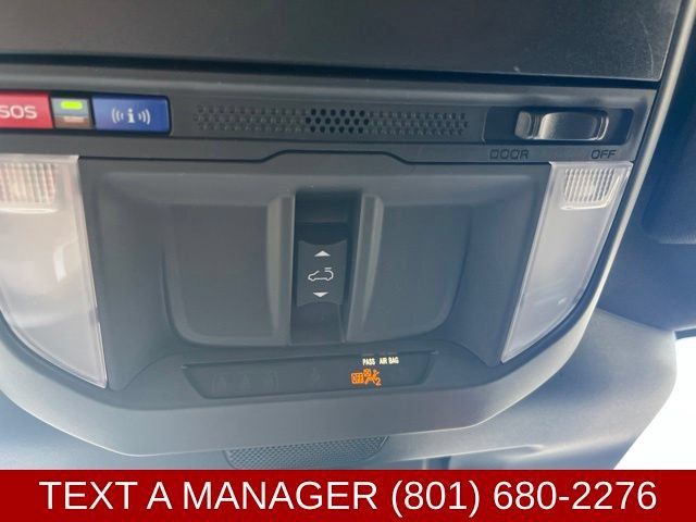 Used 2025 Subaru Forester Limited AWD/4WD image 32