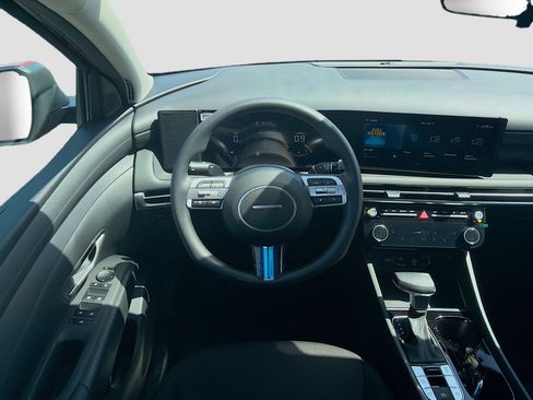 New 2026 Hyundai Tucson SEL image 15