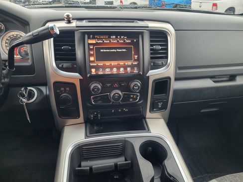 Used 2016 RAM 3500 SLT w/ Luxury Group image 9