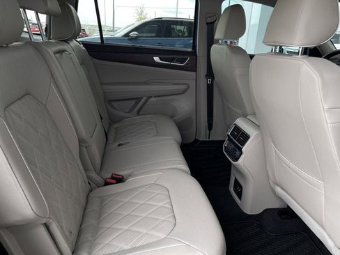 New 2026 Volkswagen Atlas SEL Premium R-Line image 30