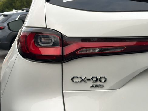 Used 2025 MAZDA CX-90 3.3 Turbo w/ Select Package AWD/4WD image 26