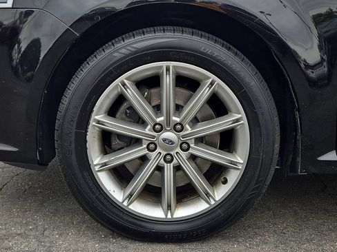 Used 2017 Ford Flex Limited AWD/4WD image 9