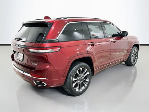 Used 2022 Jeep Grand Cherokee Overland RWD image 7