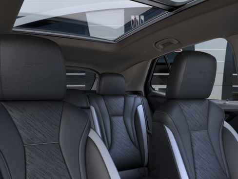 New 2025 Buick Envision Sport Touring image 24