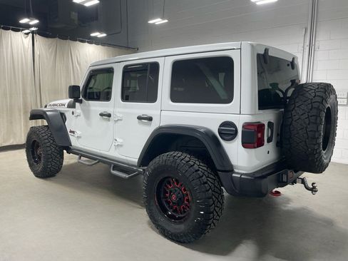 Used 2018 Jeep Wrangler Unlimited Rubicon AWD/4WD image 5