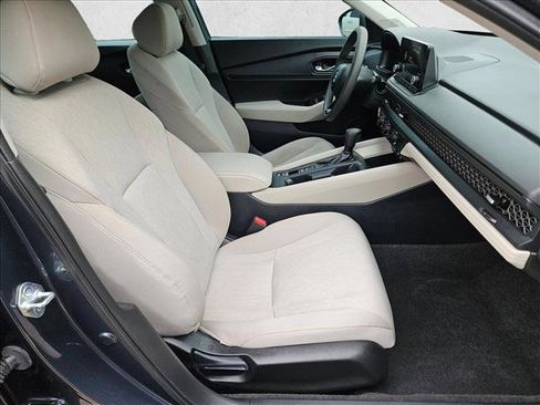Used 2023 Honda Accord EX image 20
