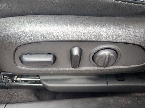 Used 2021 Buick Encore GX Essence w/ Experience Buick Package image 18