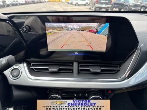 New 2025 Chevrolet Trax RS image 21